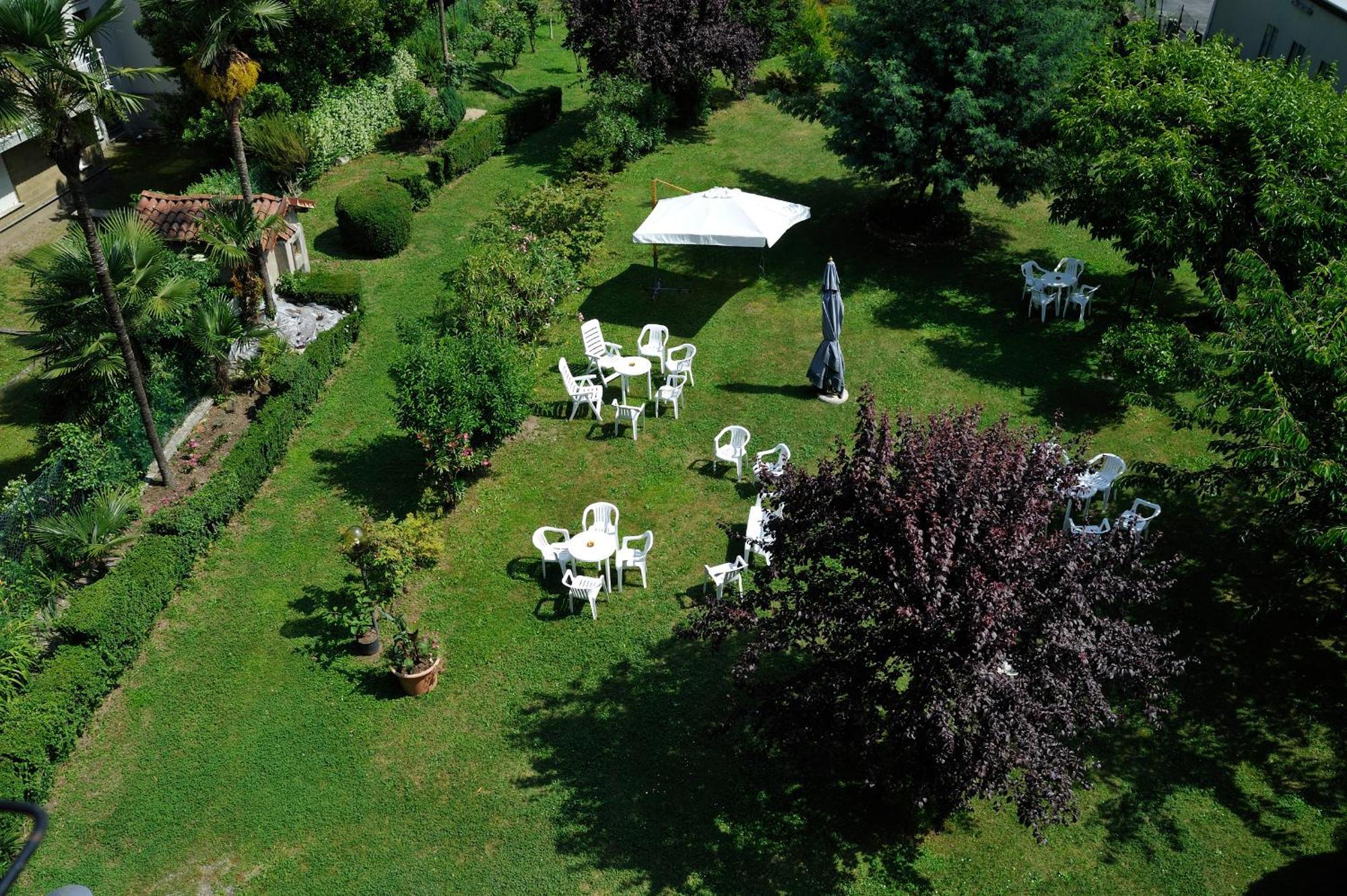 Hotel Villa Mon Toc Stresa Exterior photo