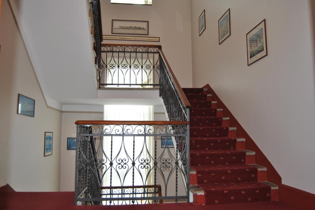 Hotel Villa Mon Toc Stresa Exterior photo